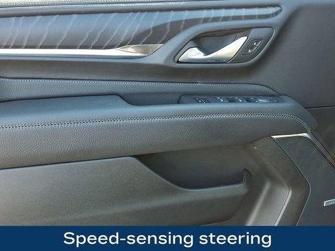 Used 2024 GMC Yukon XL Denali image 17