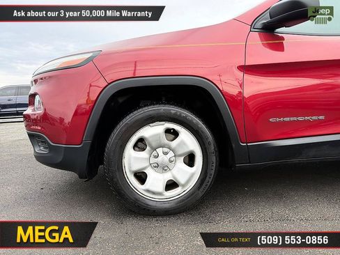 Used 2016 Jeep Cherokee Sport FWD image 27