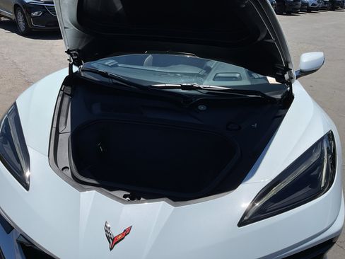 Used 2024 Chevrolet Corvette Stingray Preferred Conv w/ Z51 Performance Package RWD image 20
