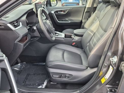Certified 2025 Toyota RAV4 Limited w/ Advanced Technology Package AWD/4WD image 9