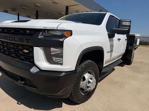 Used 2023 Chevrolet Silverado 3500 W/T w/ WT Fleet Convenience Package image 9
