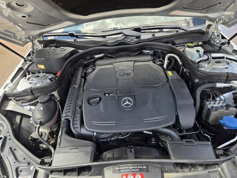 Used 2014 Mercedes-Benz E 350 4MATIC Wagon image 28