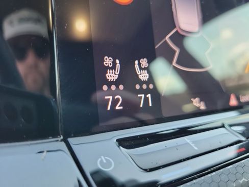 Used 2024 Volkswagen GTI Autobahn image 16