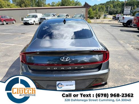 Used 2022 Hyundai Sonata SEL w/ Convenience Package FWD image 9