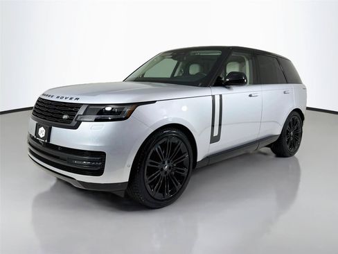 Used 2024 Land Rover Range Rover SE AWD/4WD image 10