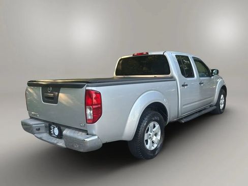 Used 2013 Nissan Frontier SV RWD image 5