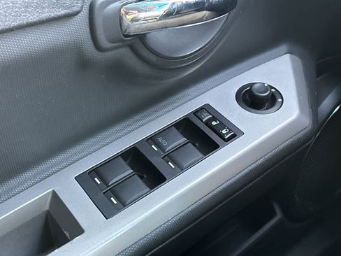 Used 2010 Dodge Avenger R/T image 24