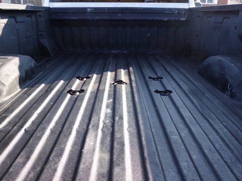 Used 2024 Chevrolet Silverado 2500 Custom w/ Custom Value Package image 22