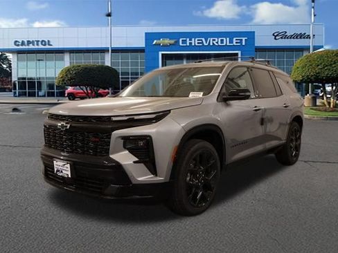 New 2026 Chevrolet Traverse RS w/ LPO, Floor Liner Package AWD/4WD image 6
