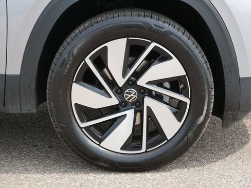 Certified 2026 Volkswagen Atlas SE AWD/4WD image 9