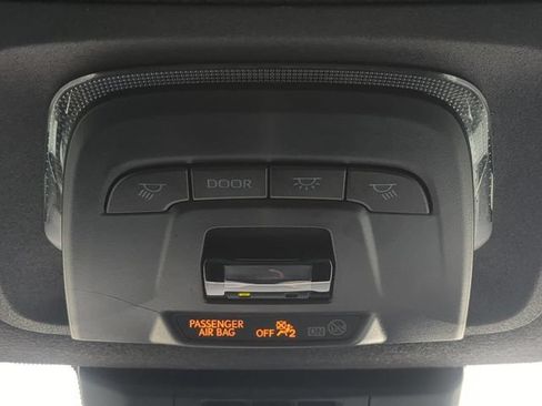 Used 2025 Toyota Corolla SE FWD image 22
