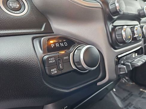 Used 2024 RAM 2500 Big Horn image 31