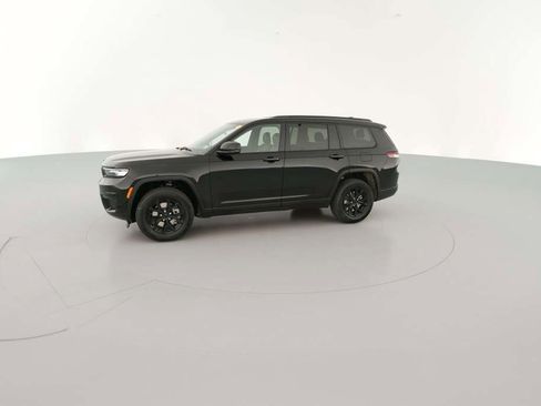 New 2025 Jeep Grand Cherokee L Laredo image 5
