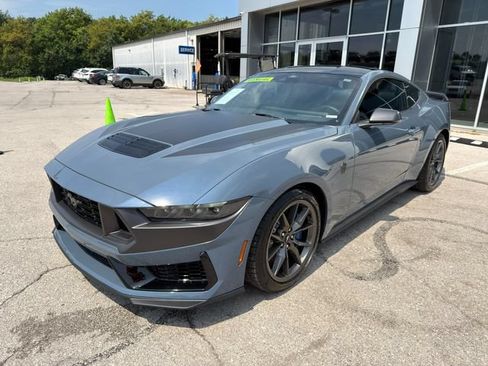 Used 2025 Ford Mustang Dark Horse RWD image 3