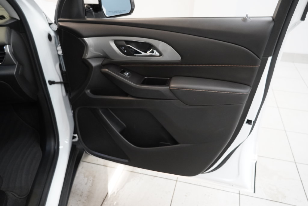 Used 2020 Chevrolet Traverse LT AWD/4WD image 28