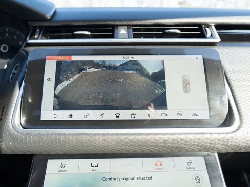 Used 2020 Land Rover Range Rover Velar R-Dynamic S image 27