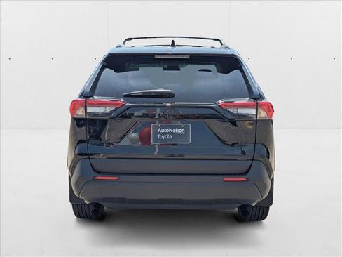 Certified 2025 Toyota RAV4 XLE Premium image 9