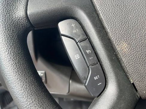 Used 2025 Chevrolet Express 2500 w/ Driver Convenience Package RWD image 11