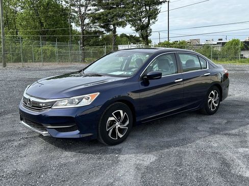 Used 2016 Honda Accord LX image 4