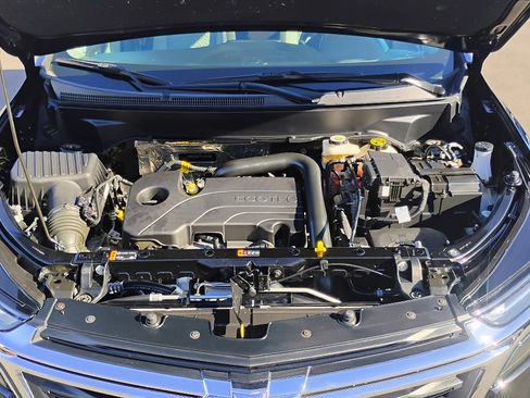 Used 2023 Chevrolet Equinox LT image 24