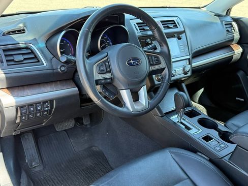Used 2017 Subaru Outback 2.5i Limited image 21