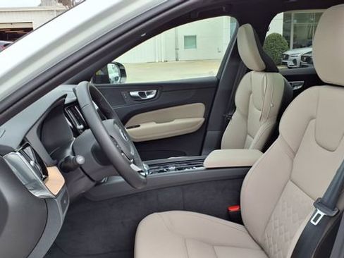 New 2026 Volvo XC60 B5 Core image 13