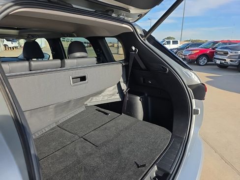 Used 2022 Mitsubishi Outlander SE image 20