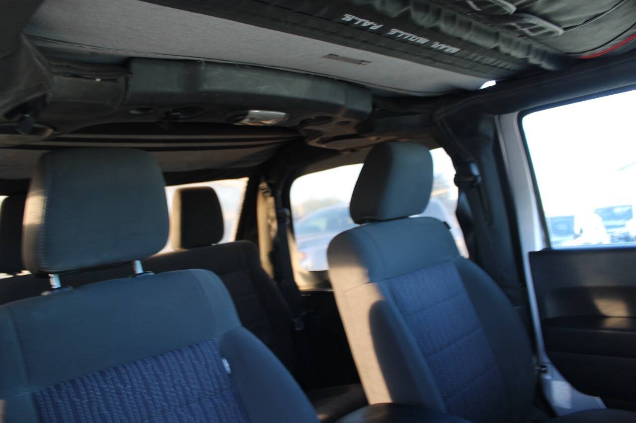Used 2011 Jeep Wrangler Sport AWD/4WD image 11