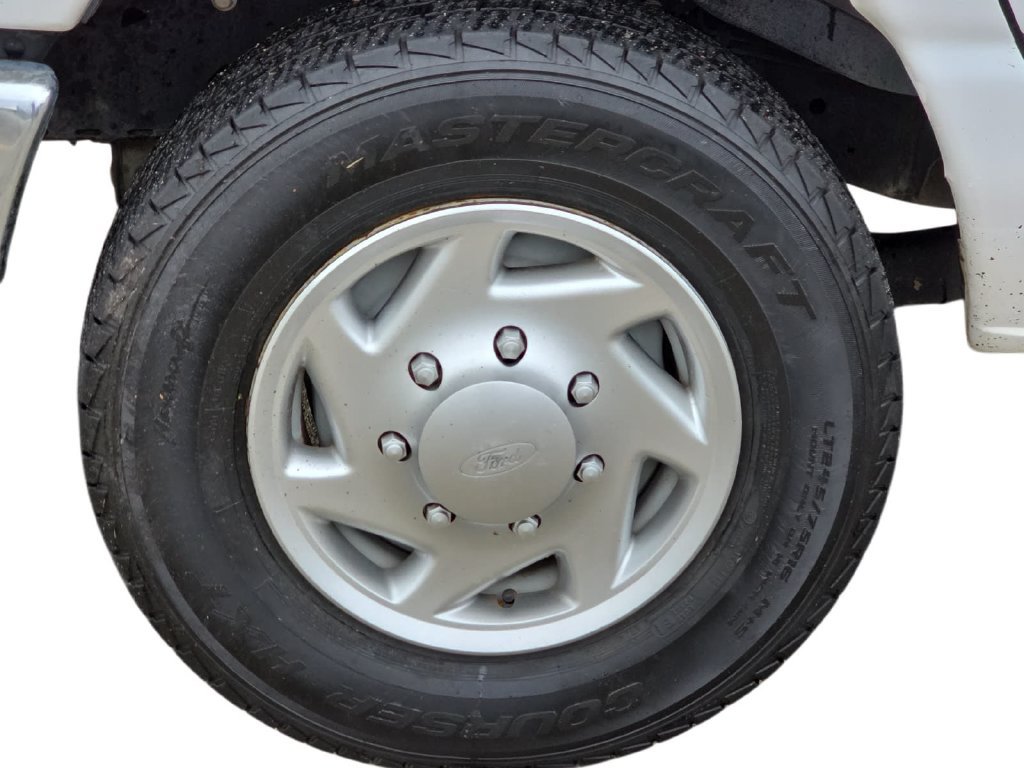 Used 2012 Ford E-350 and Econoline 350 XLT RWD image 28