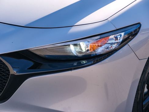 Used 2024 MAZDA MAZDA3 s FWD image 12
