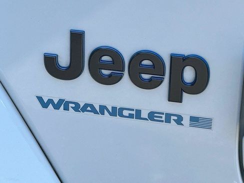 Used 2024 Jeep Wrangler High Altitude AWD/4WD image 12