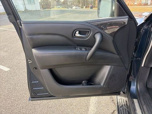 Used 2024 INFINITI QX80 Luxe image 11