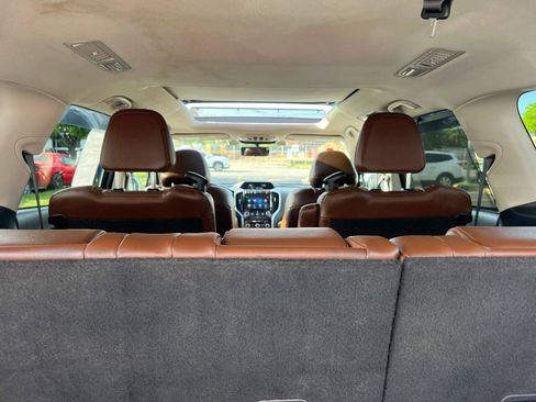 Used 2019 Subaru Ascent Touring AWD/4WD image 15