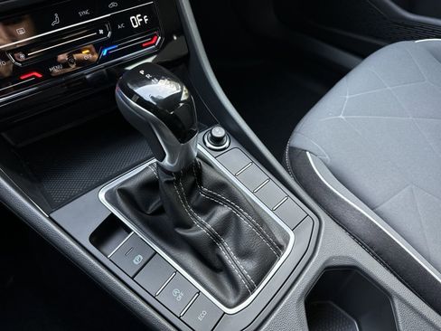 Used 2026 Volkswagen Jetta Sport FWD image 13