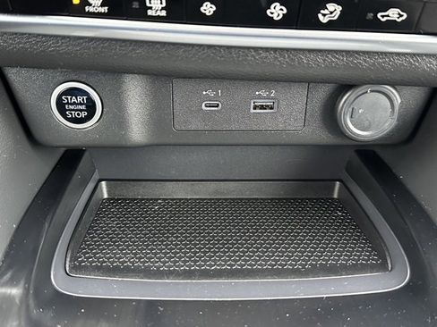 Certified 2023 Nissan Rogue SV image 35