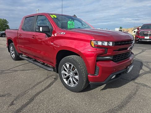 Used 2019 Chevrolet Silverado 1500 RST AWD/4WD image 3