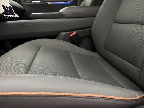 Used 2025 GMC Acadia AT4 w/ LPO, Floor Liner Package AWD/4WD image 23
