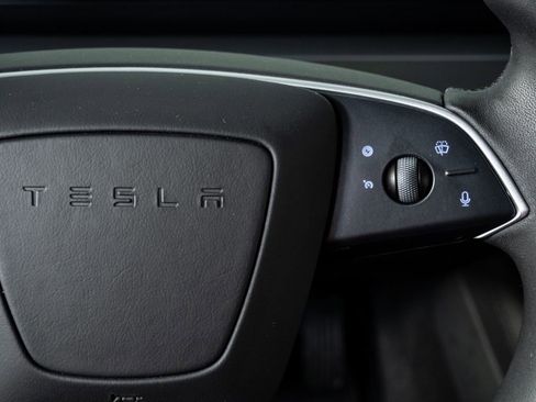 Used 2024 Tesla Model 3 Standard Range image 10