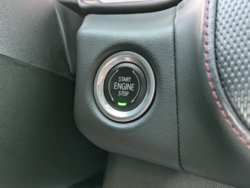 Used 2022 Chevrolet Suburban RST w/ Luxury Package image 29