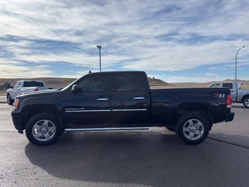 Used 2013 GMC Sierra 2500 Denali w/ Suspension Package, Off-Road image 8
