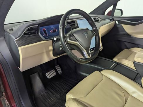 Used 2016 Tesla Model X Performance image 18