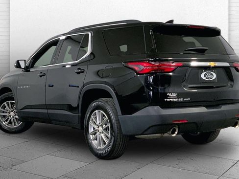 Used 2023 Chevrolet Traverse LT image 11