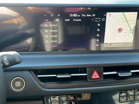 New 2026 Kia Seltos SX image 21