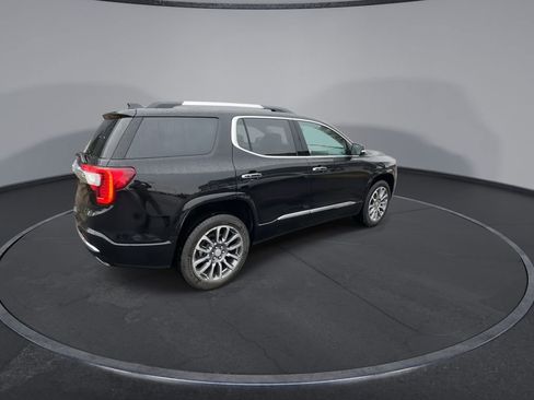 Used 2023 GMC Acadia Denali image 8