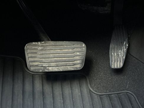 Used 2021 Chevrolet Silverado 1500 Custom image 41