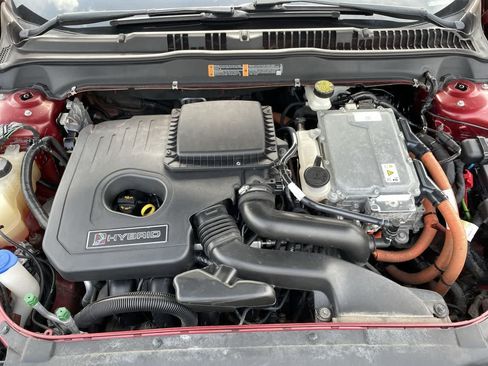 Used 2017 Ford Fusion Platinum FWD image 34