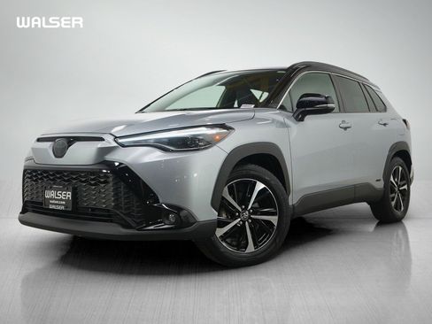 Used 2024 Toyota Corolla Cross XSE w/ Convenience Package image 1