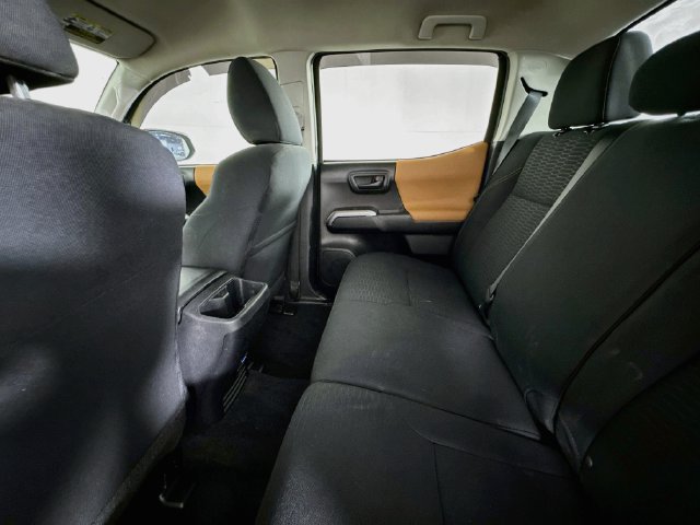 Used 2019 Toyota Tacoma SR5 RWD image 21