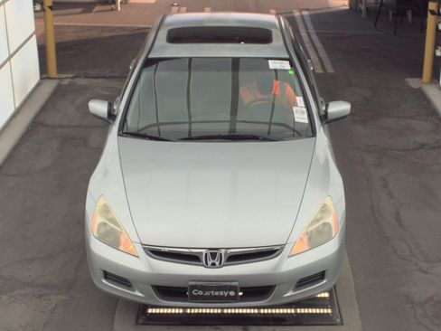 Used 2006 Honda Accord EX image 7