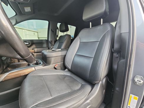 Used 2021 Chevrolet Silverado 1500 LT Trail Boss w/ Convenience Package II AWD/4WD image 18